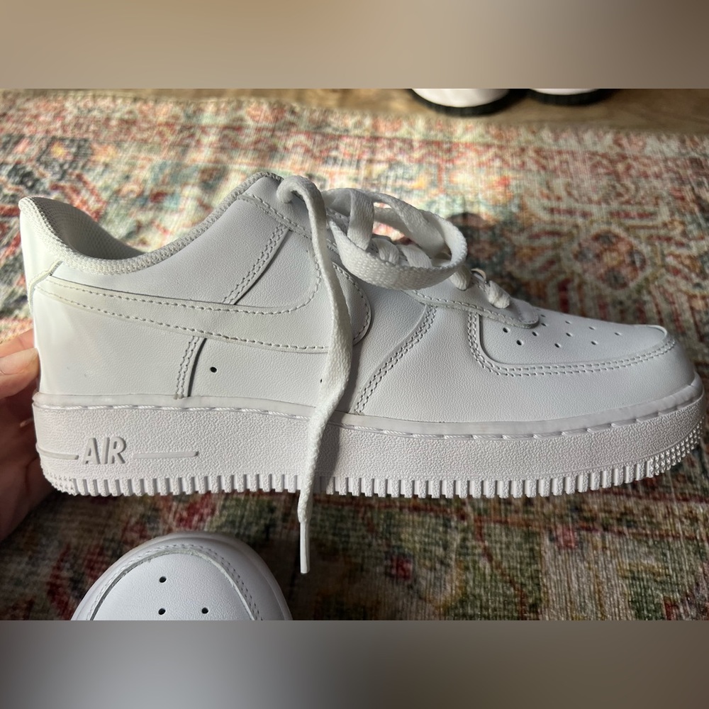Nike Airforce 1. US Womens 8